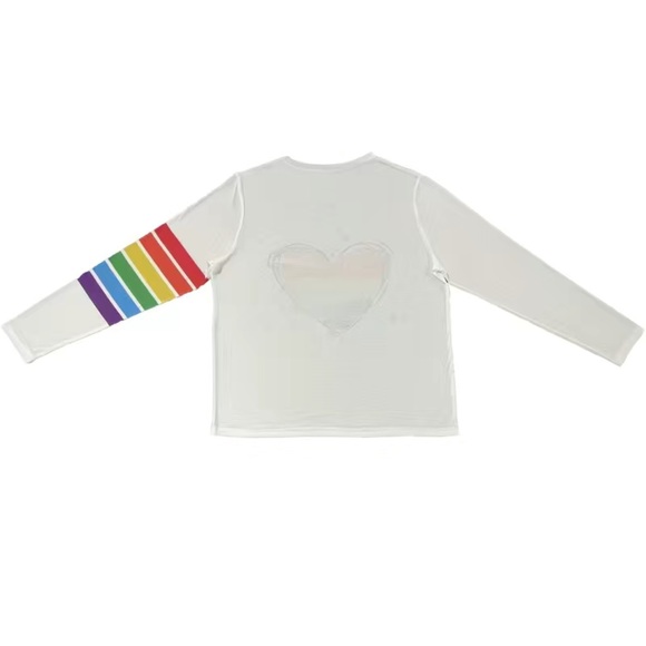 NWT 🤍🏳️🌈 WHITE RAINBOW STRIPED HEART PRIDE CREW LONG SLEEVE TSHIRT Women’s M - Picture 2 of 6